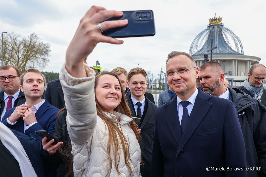 011_Andrzej_Duda_Toruń_Narodowy_Dzień_Pamięci_Polaków_Ratujących_Żydów_po_okupacją_niemiecką_muzeum_24-03-2025_MB1_6439.jpg-1.JPG