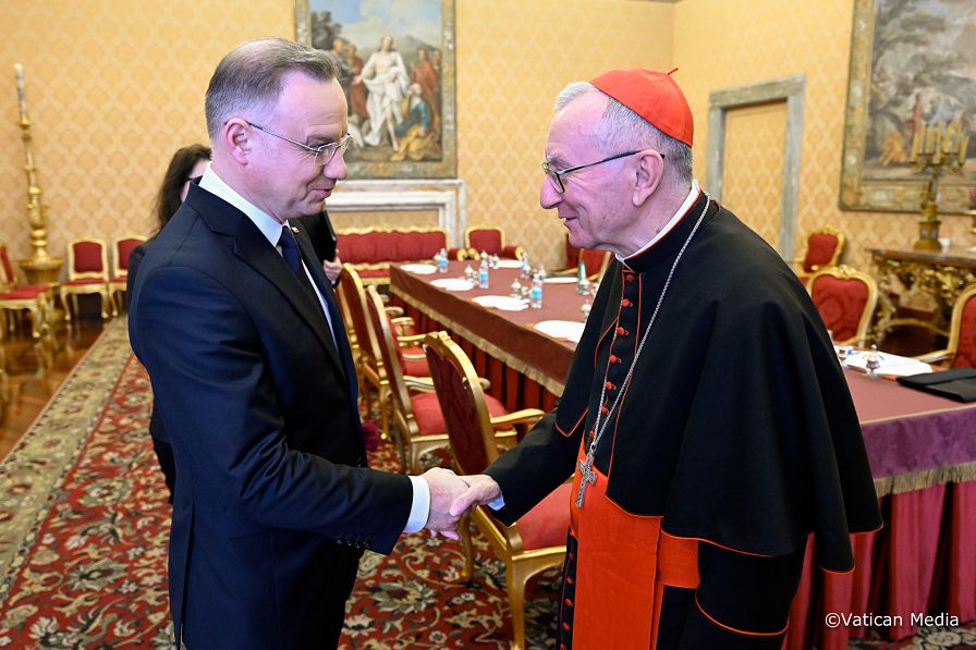 003_Andrzej_Duda_Wizyta_we_Włoszech_Spotkanie_Kardynał_Pietro_Parolin_Sekretarz_Stanu_Stolicy_Apostolskiej_28-03-2025__MAR8104_1.jpg