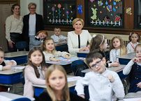 020_Agata_Kornhauser_Duda_wizyta_Polska_Szkola_Sw_Jadwigi_Krolowej_Ridgewood_20250304_GJA_6458.jpg