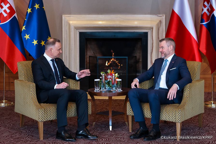 010_Andrzej_Duda_Wizyta_Słowacja_przylot_01-04-2025_LB_12088.jpg.JPG