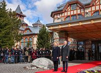 007_Andrzej_Duda_Wizyta_Słowacja_przylot_01-04-2025_LB_11970.jpg.JPG
