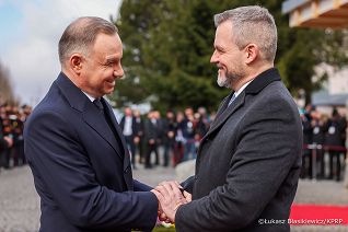 004_Andrzej_Duda_Wizyta_Słowacja_przylot_01-04-2025_LB_11951.jpg.JPG
