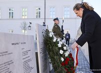 05_Malgorzata_Paprocka_wience_kapica_15_rocznica_Katastrofy_Smolenskiej_20250410_LB_16440.jpg