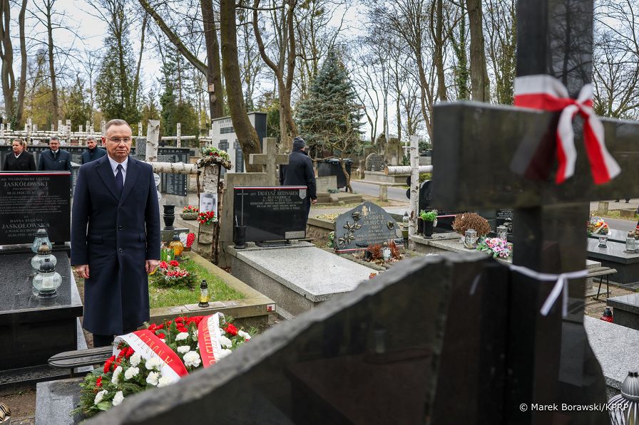 012_Prezydent_Andrzej_Duda_Zbigniew_Debski_20250410_MB1_8767.jpg