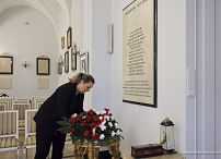 01_Malgorzata_Paprocka_wience_kapica_15_rocznica_Katastrofy_Smolenskiej_20250410_LB_16295.jpg