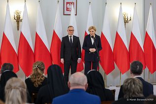 002_Para_Prezydencka_spotkanie_pomoc_dla_powodzian 2024_20250411_MB2_9716.jpg