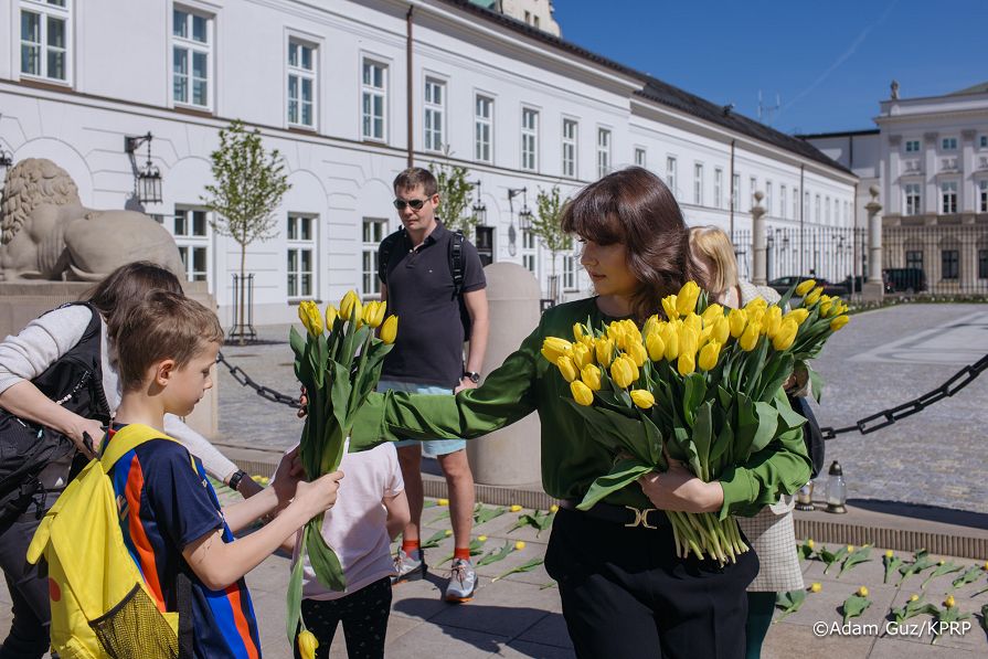 009_Katarzyna_Pawlak_Mucha_Tulipany_pamięci_Marii_Kaczyńskiej_13-04-2025_LB_22405.jpg.JPG