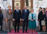 004_Andrzej_Duda_Agata_Korhauser_Duda_Wizyta_Węgry_Prezydent_Węgier_Tamas_Sulyok_Małżonka_powitanie_21-03-2025_MB2_3494.jpg.JPG