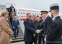 002_Andrzej_Duda_Agata_Kornhauser_Duda_Wizyta_Pary_Prezydenckiej_w_Eurokorpusie_Strasbourg_przylot_16-04-2025_GJB_1091.jpg