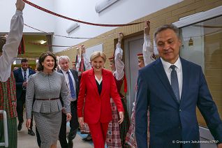 002_Agata_Kornhauser_Duda_wizyta_Prezydentowa_Diana_Nausediene_Liceum_Punsk_20250401_GJB_9888.jpg