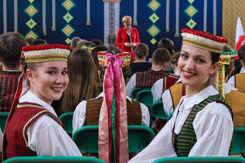 016_Agata_Kornhauser_Duda_wizyta_Prezydentowa_Diana_Nausediene_Liceum_Punsk_20250401_GJA_0799.jpg