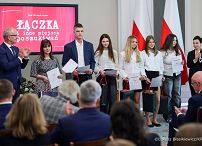 010_Finał_VIII_edycja_projekt_Łączka_i_inne_miejsca_poszukiwań_23-04-2025_LB_13925.jpg.JPG