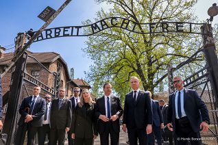 017_Prezydent_Andrzej_Duda_Prezydent_Panstwa_Izrael_Marsz_Zywych_20250424_MB1_5236.jpg