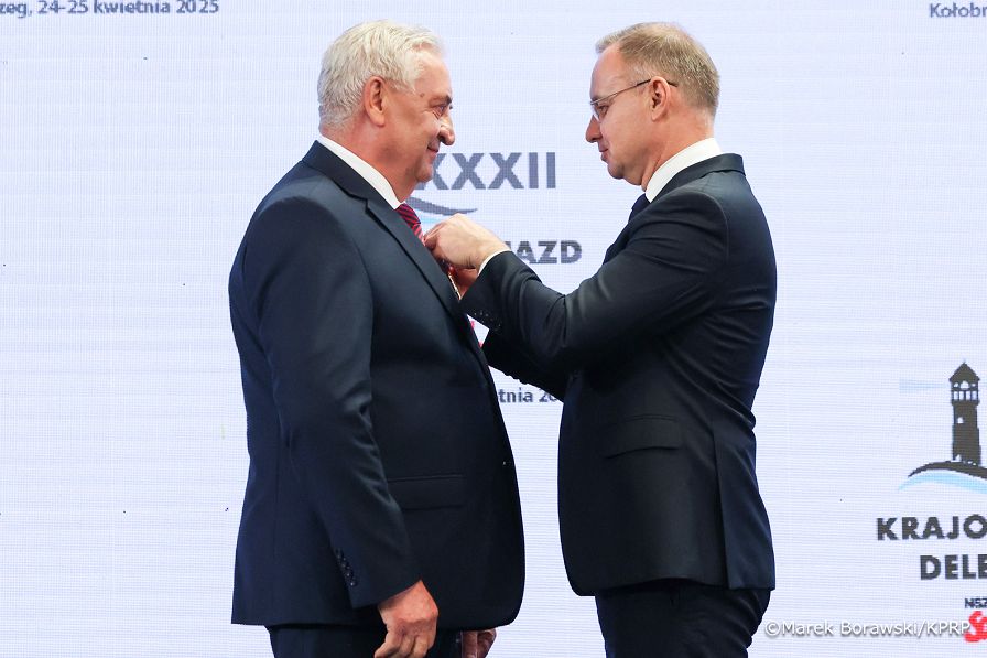 006_Andrzej_Duda_XXXII_Krajowy_Zjazd_Delegatów_ NSZZ_Solidarnosc_24-04-2025_MB2_1680.jpg
