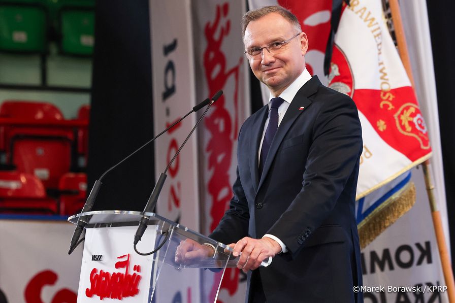 008_Andrzej_Duda_XXXII_Krajowy_Zjazd_Delegatów_ NSZZ_Solidarnosc_24-04-2025_MB2_1993.jpg