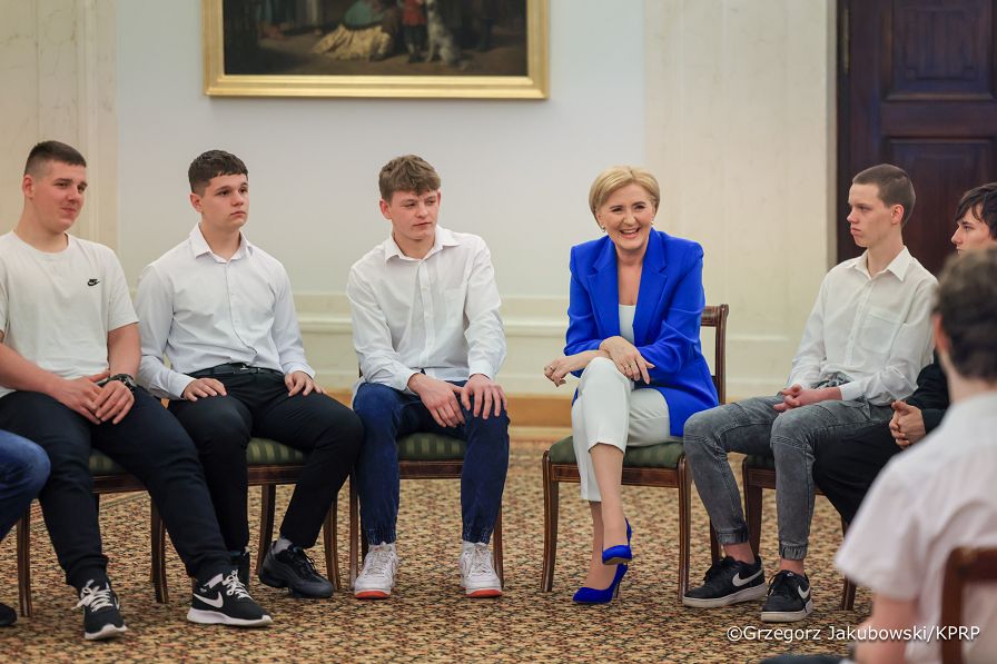 010_Agata_Kornhauser_Duda_spotkanie_Ośrodek_Młodzieżowy_Puławy_25-04-2025_GJA_9450.jpg.JPG