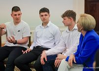 005_Agata_Kornhauser_Duda_spotkanie_Ośrodek_Młodzieżowy_Puławy_25-04-2025_GJA_9188.jpg.JPG