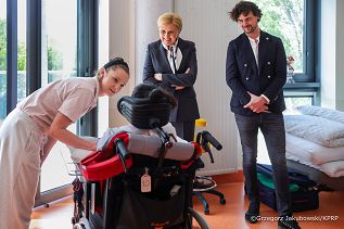011_Agata_Kornhauser_Duda_Wizyta_w_Klinice_Budzik_24-04-2025_GJB_3469.jpg.JPG