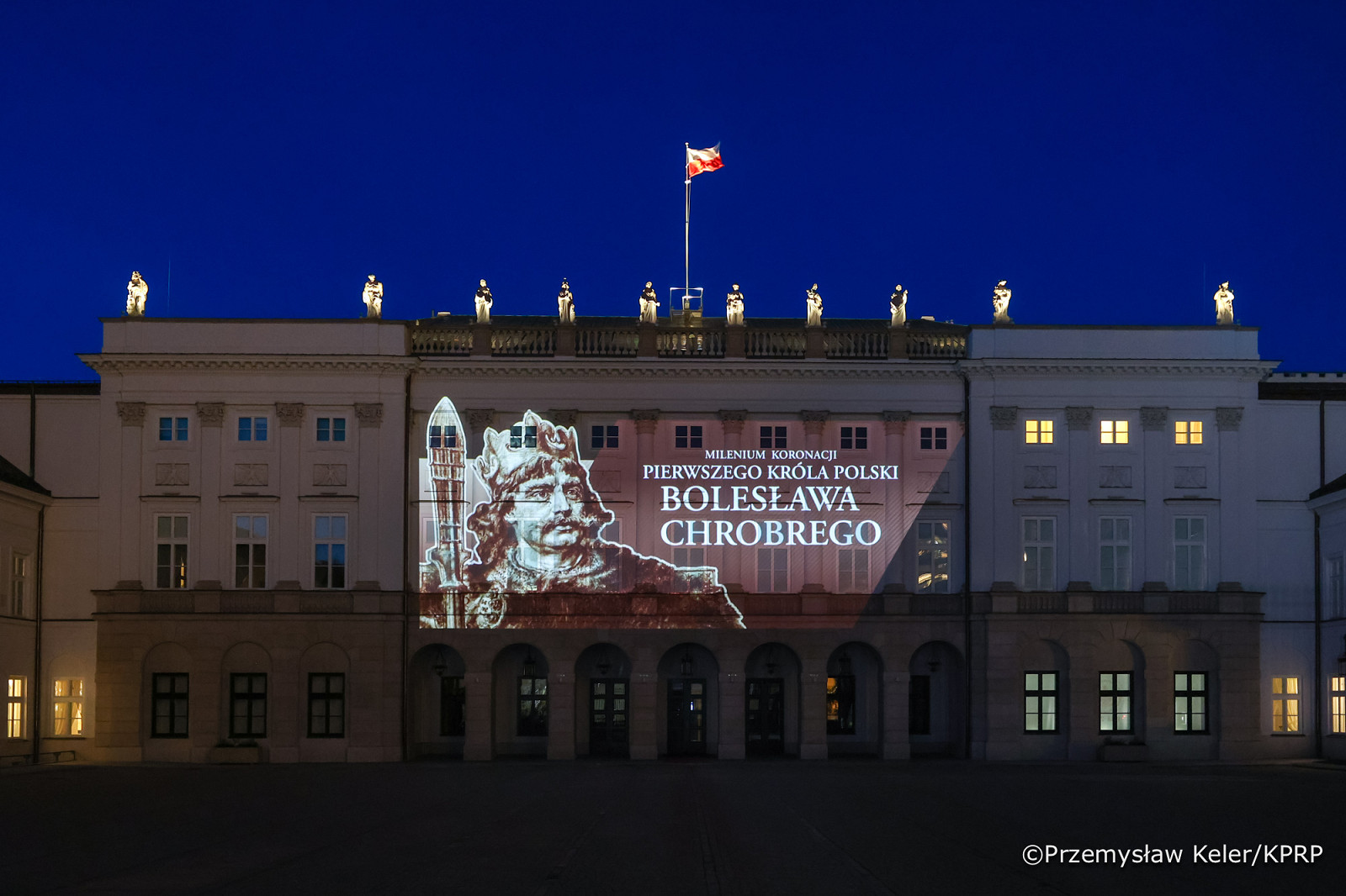 001_Iluminacja_millenium_koronacji_pierwszego_króla_polski_25-04-2025_PK1_4899.jpg.JPG [656.81 KB]