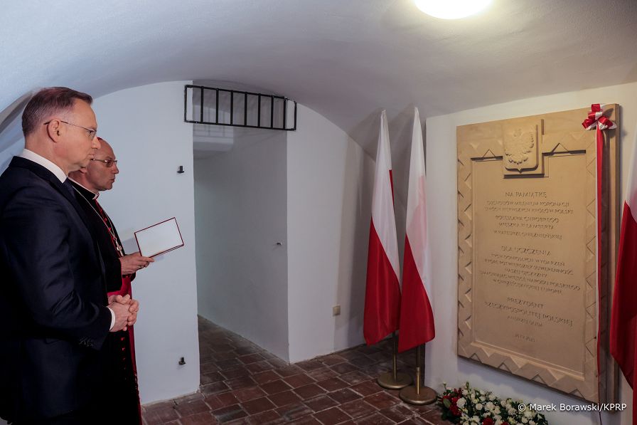 008_b_Prezydent_Andrzej_Duda_rocznica_1000_lecia_koronacji_Boleslawa_Chrobrego_20250425_MB1_7026.jpg