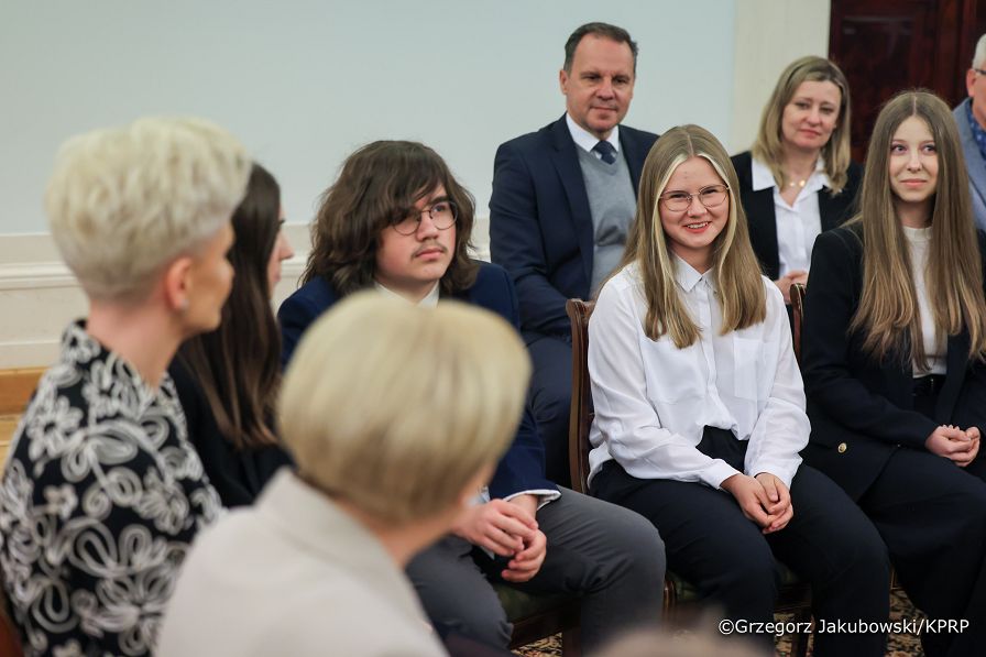 005_Agata_Kornhauser_Duda_spotkanie_uczstnicy_konkurs_jeder_gegen_jeden_28-04-2025_GJA_9561.jpg.JPG
