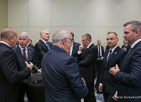 004_Andrzej_Duda_Szczyt_Inicjatywy_Trójmorza_dzień_2_Forum_Biznesu_powitanie_29-04-2025_MB1_9120.jpg.JPG