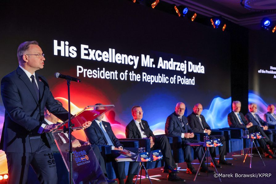 007_Andrzej_Duda_Szczyt_Inicjatywy_Trójmorza_dzień_2_Forum_Biznesu_family_panel_29-04-2025_MB1_9209.jpg.JPG