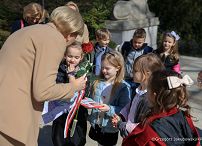 007_Agata_Kornhauser_Duda_Spotkanie_uczniowie_SP_w_Markach_02-04-2025_GJA_1275.jpg.JPG