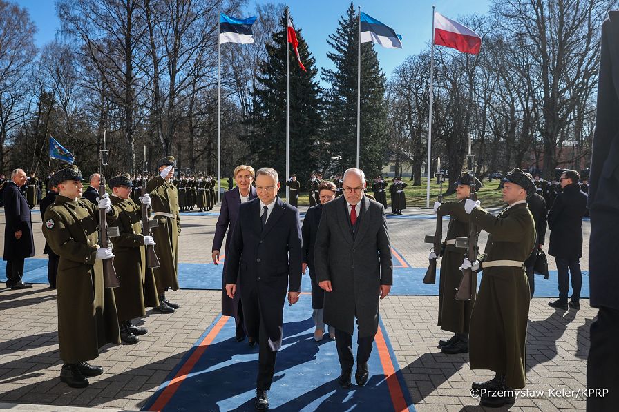 005_Andrzej_Duda_Agata_Kornhauser_Duda_Wizyta_Estonia_powitanie__08-04-2025_PK1_8907.jpg.JPG