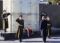 002_Prezydent_Andrzej_Duda_wieniec_Pomnik_Zwyciestwa_w_wojnie_o_niepodleglosc_Republiki_Estonskiej_20250408_PK1_1344.jpg