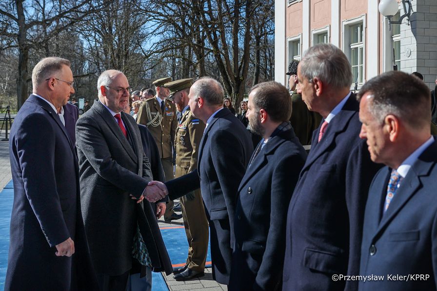 004A_Andrzej_Duda_Agata_Kornhauser_Duda_Wizyta_Estonia_powitanie__08-04-2025_PK1_8813.jpg.JPG