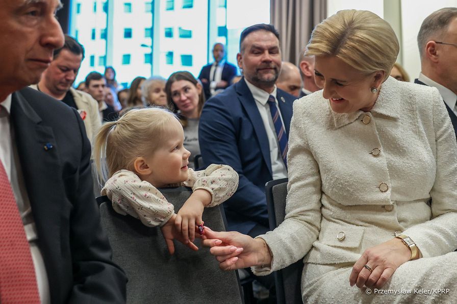 003_Para_Prezydencka_spotkanie_Polacy_mieszkancy_Estonii_20250408_PK1_1594.jpg