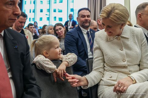 003_Para_Prezydencka_spotkanie_Polacy_mieszkancy_Estonii_20250408_PK1_1594.jpg