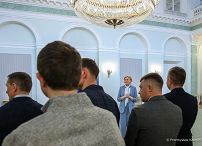 001_Agata_Kornhauser_Duda_spotklanie_ukrainscy_medycy_20250514_PK1_7330.jpg