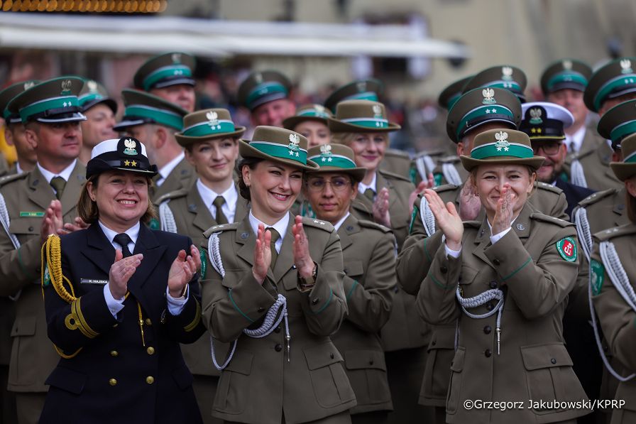 041_Agata_Kornhauser_Duda_Małgorzata_Paprocka_15-05-2025_GJB_4764.jpg.JPG