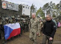 18_Andrzej_Duda_Gitanas_Nausėda_Cwiczenia_wojskowe_Orzysz_20250519_MB1_0717.jpg