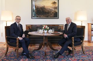 05_Andrzej_Agata_Duda_wizyta_Niemcy_powitanie_20250527_MB1_4073.jpg