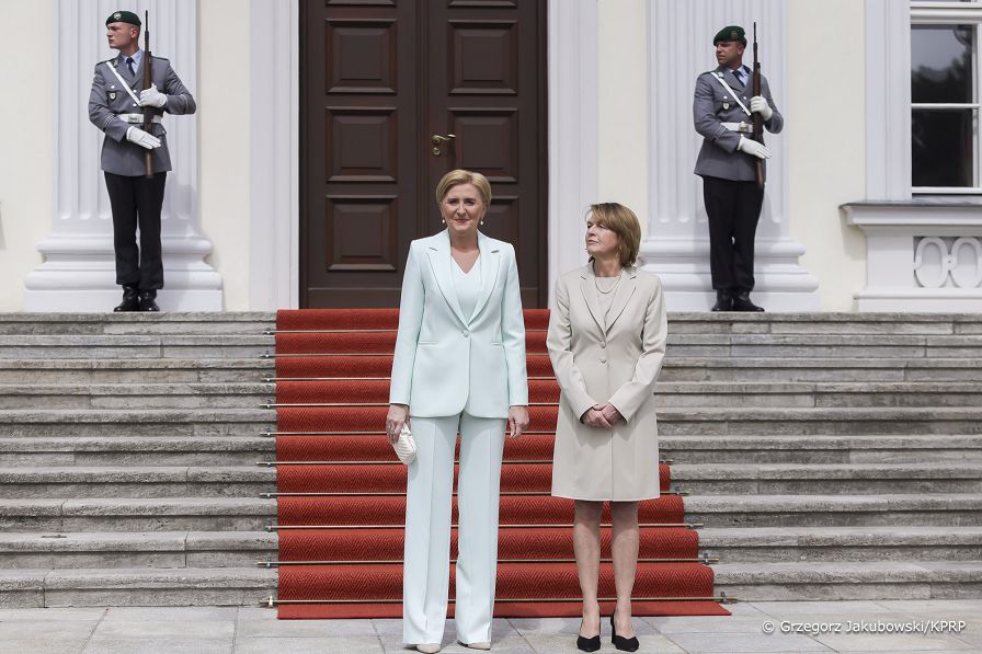 02D_Andrzej_Agata_Duda_wizyta_Niemcy_powitanie_20250527_GJB_0467.jpg