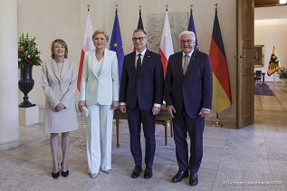 03B_Andrzej_Agata_Duda_wizyta_Niemcy_powitanie_20250527_GJB_0549.jpg