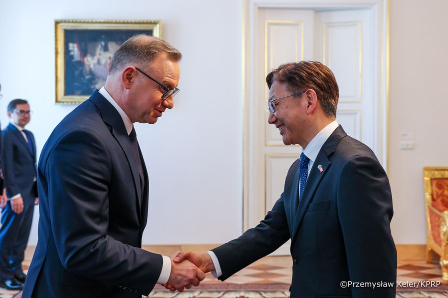 023_Andrzej_Duda_Listy_Uwierzytelniające_Ambasador_Korei_Południowej_Junyoul_Tae_28-05-2025_PK1_2741.jpg.JPG