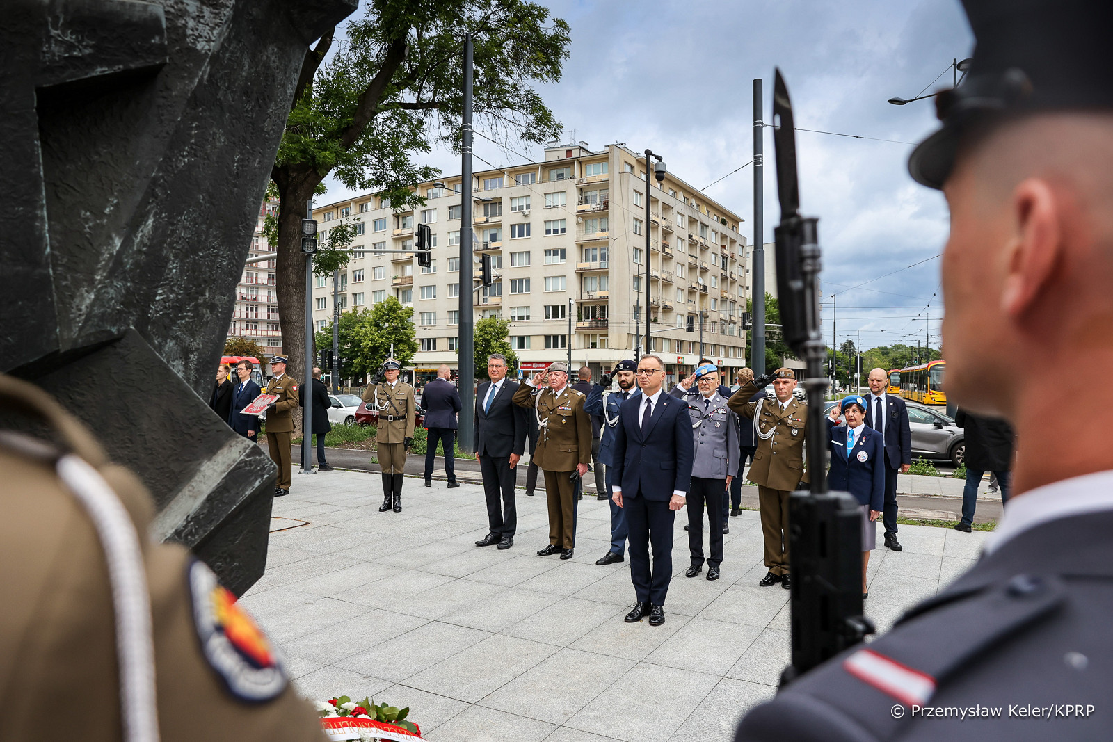 001_Prezydent_Andrzej_Duda_wieniec_pomnik_Zolnierzy_Poleglych_w_Misjach_Operacjach_Wojskowych_20250529_PK1_4829.jpg [1.20 MB]