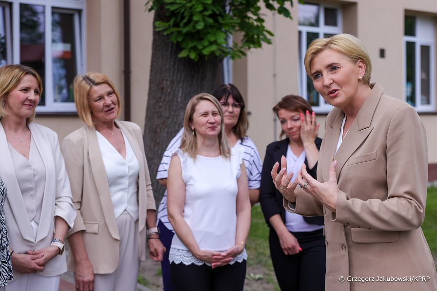031_Agata_Kornhauser_Duda_wizyta_Zespol_Szkolno_Przedszkolny_Jadow _20250528_GJB_2276.jpg