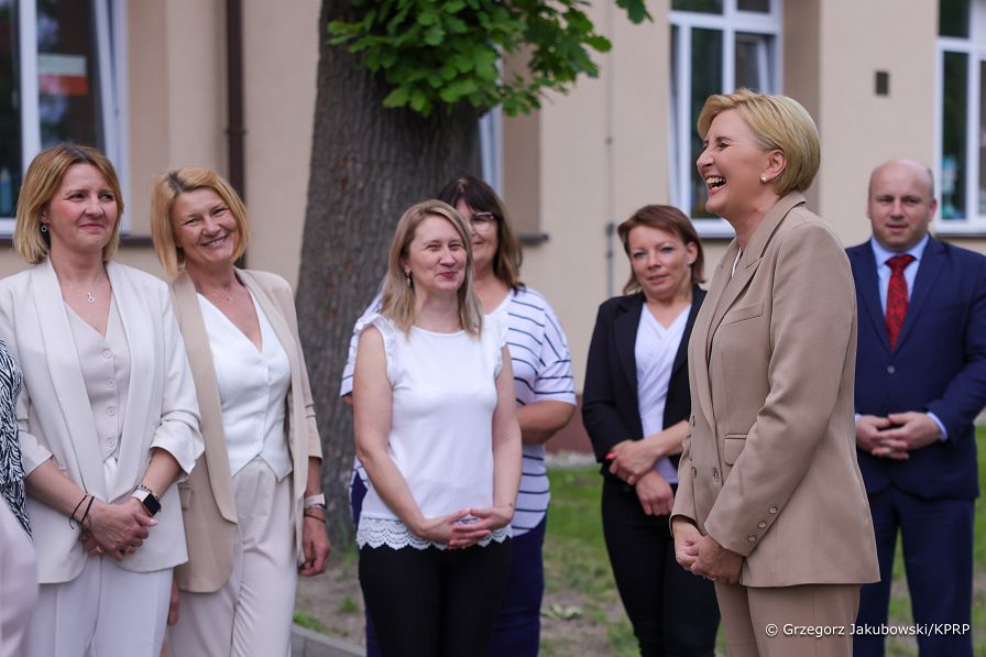 032_Agata_Kornhauser_Duda_wizyta_Zespol_Szkolno_Przedszkolny_Jadow _20250528_GJB_2281.jpg
