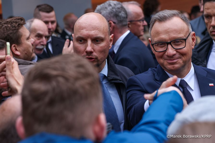 031_29-05-2025_Andrzej_Duda_Tomaszów_Lubelski_z_mieszkańcami_MB2_8036.jpg.JPG