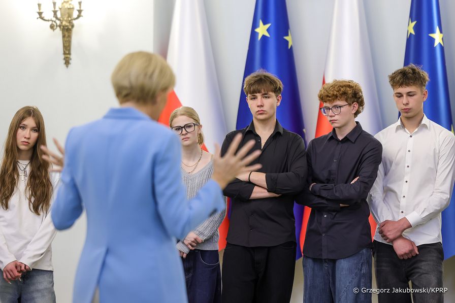 004_Agata_Kornhauser_Duda_spotkanie_Licealisci_Warszawa_20250529_GJB_2370.jpg