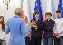 004_Agata_Kornhauser_Duda_spotkanie_Licealisci_Warszawa_20250529_GJB_2370.jpg