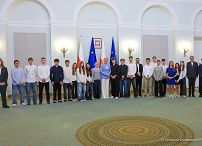 006_Agata_Kornhauser_Duda_spotkanie_Licealisci_Warszawa_20250529_GJA_2389.jpg