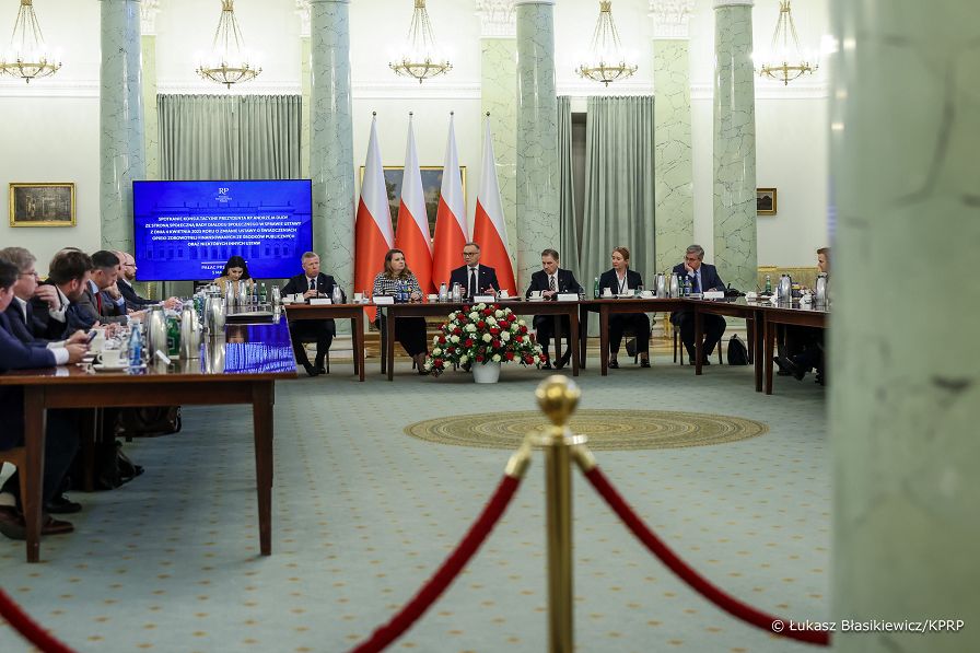 008_Prezydent_Andrzej_Duda_konsultacje_spoleczne_z_Rada_Dialogu_Spolecznego_20250505_LB_24450.jpg