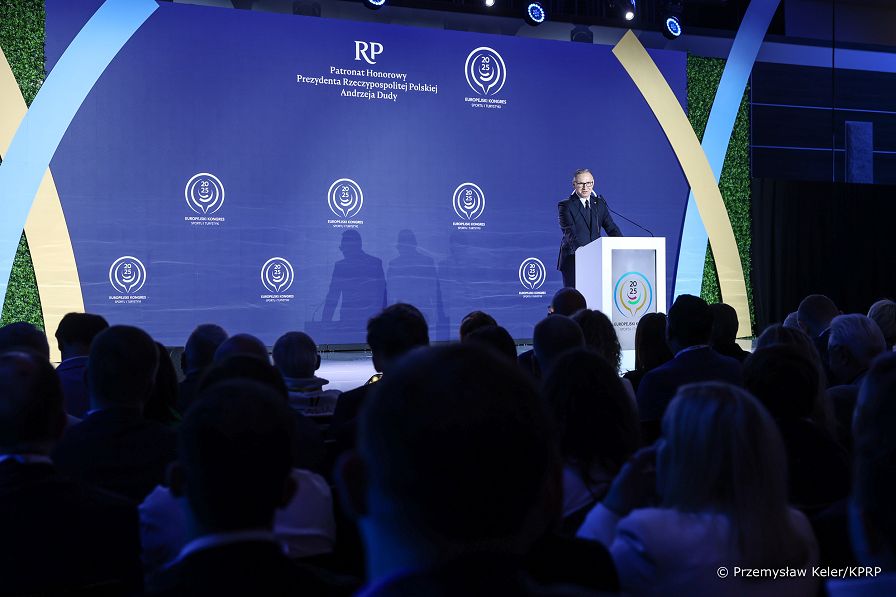 003_Prezydent_Andrzej_Duda_III_Europejski_Kongres_Sportu_i_Turystyki_Zakopane_20250506_PK1_8215.jpg