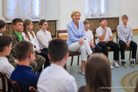 009_Agata_Kornhauser_Duda_Spotkanie_uczniowie_szkoła_Kamionka_06-05-2025_GJA_1679.jpg.JPG